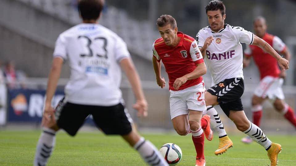 赛事-包含克里夫兰骑士训练开放日，赛后门线救险引欢呼，葡超在即，资深球员宣示担当的词条